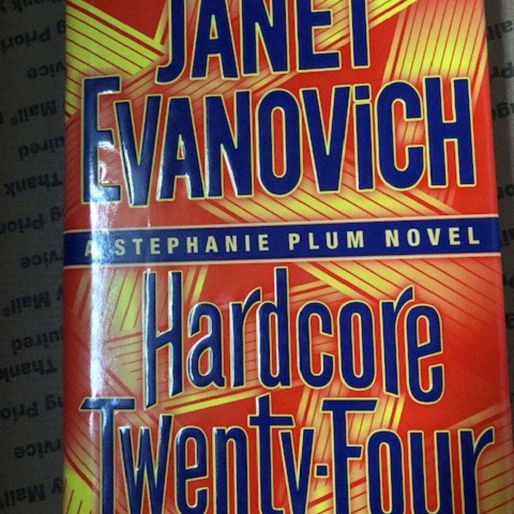Janet Evanovich 5 Hardcover Mystery Books - Picture 2 of 11